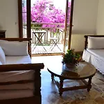 Live The Dream Naxos City