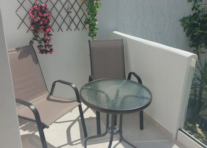 Live The Dream Apartment *